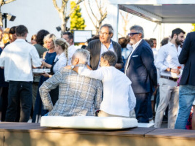 La nuova Cayenne - Further, together