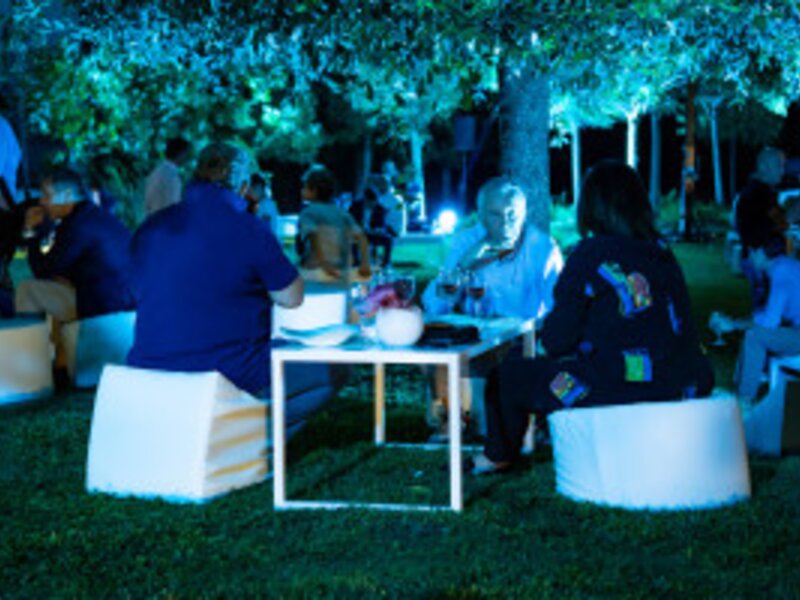 La nuova Cayenne - Further, together