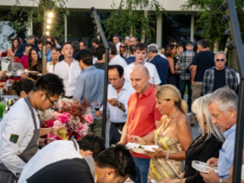 La nuova Cayenne - Further, together