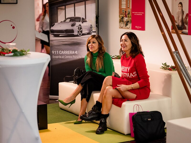 Women Happy Hour di Natale