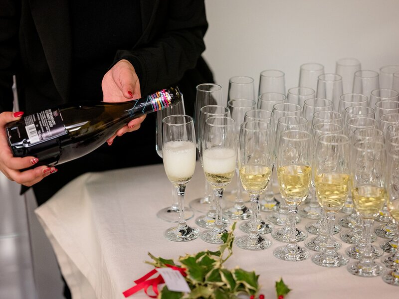 Women Happy Hour di Natale