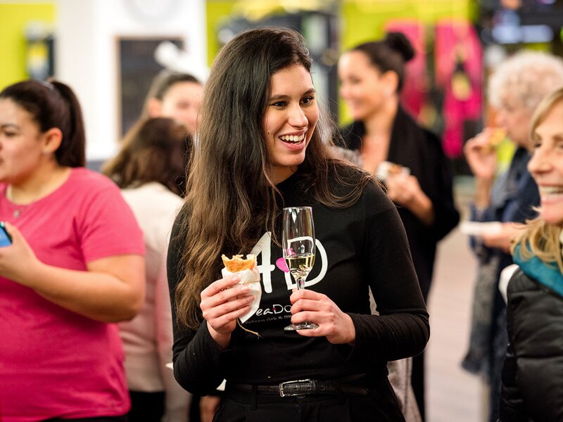 Women Happy Hour di Natale