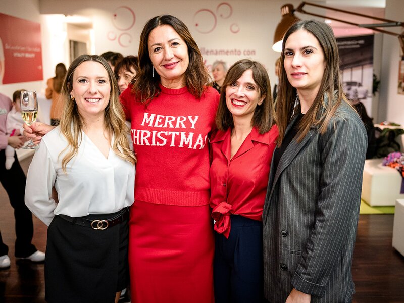 Women Happy Hour di Natale