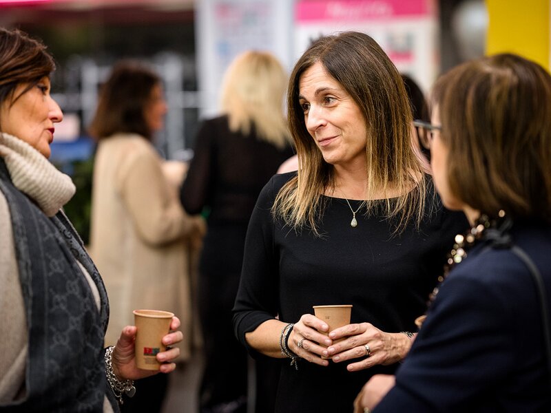 Women Happy Hour di Natale